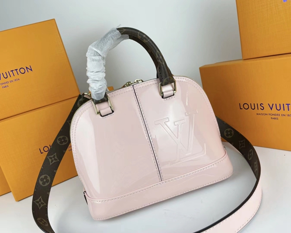 ルイヴィトンバッグ正面デザイン